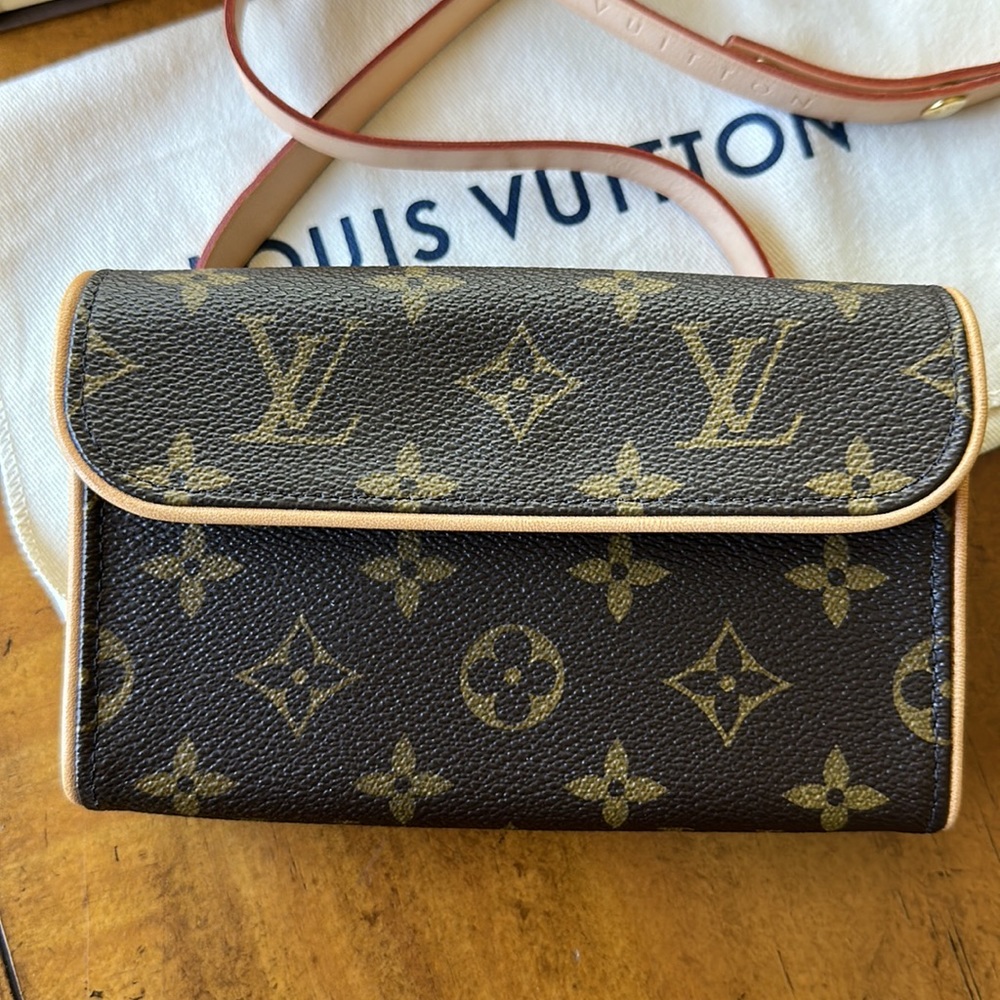 Genuine Louis Vuitton Florentine waist pouch or bumbag - Picture 3 of 13
